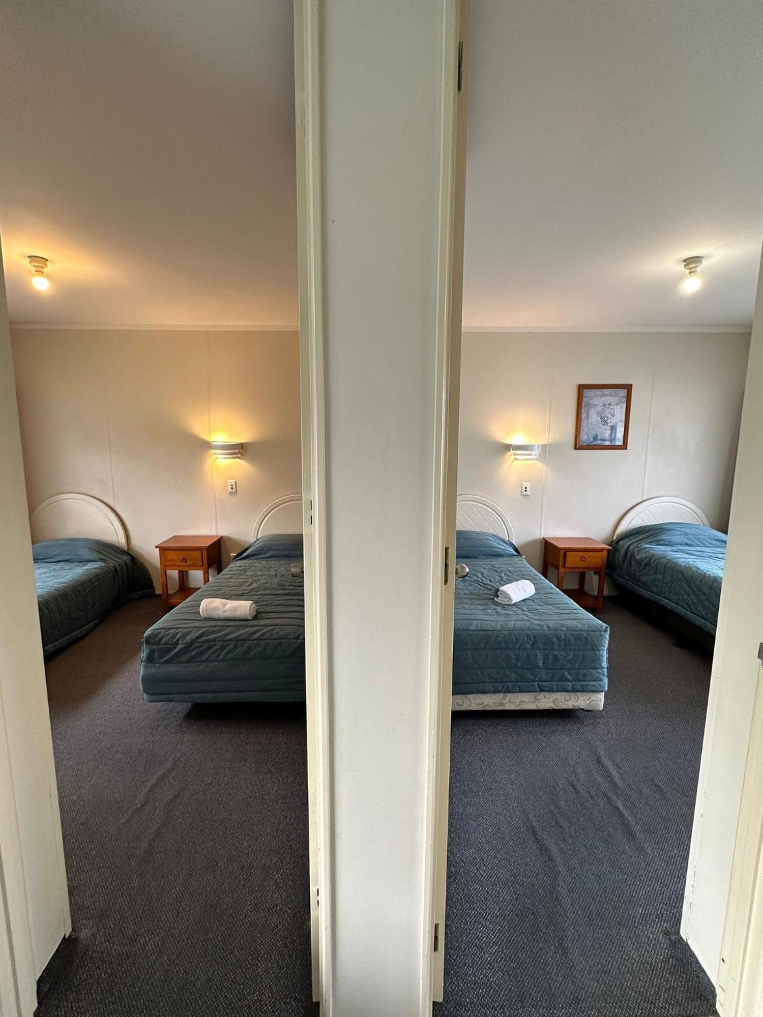 Airport Westney Lodge Auckland Exterior photo